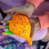 MushMeez Squish Me Famosa | Squishy Antiestrés con Textura Pegajosa y Suave - Hamburguesa