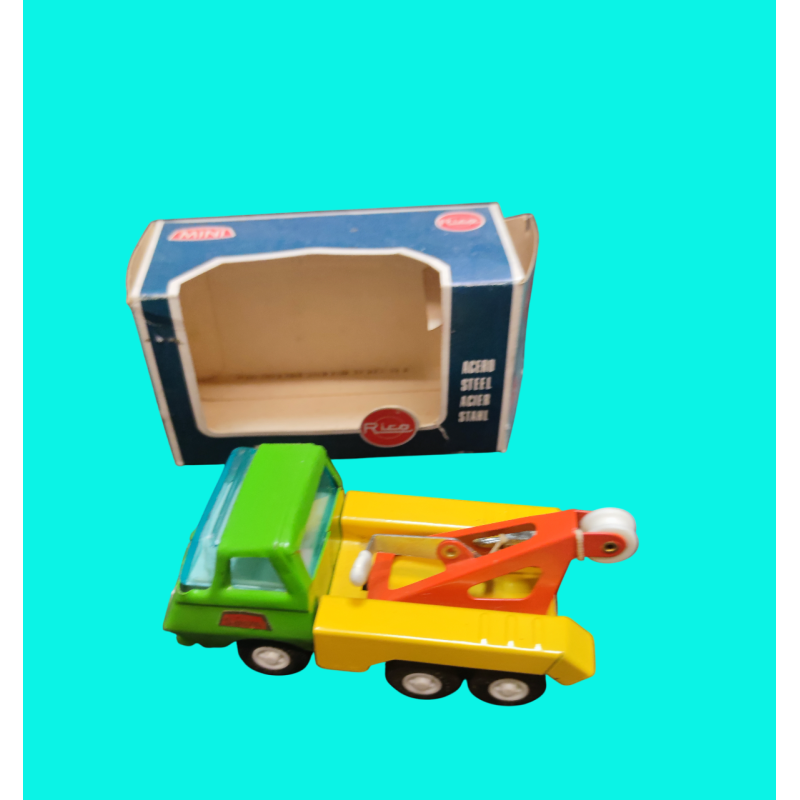 Antiguo camión mini sanson grua de Rico años 70