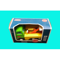 Antiguo camión mini sanson grua de Rico años 70