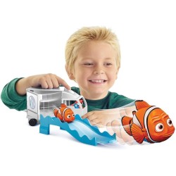 Buscando a Dory - Playset con acción: Camión de Hank, Color Blanco