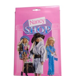 Vestido de Nancy maniquí de Famosa