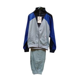 Chándal talla P marca Gabal de los años 90. Está nuevo,